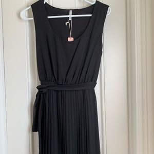 Pink Blush Black Dress Size M